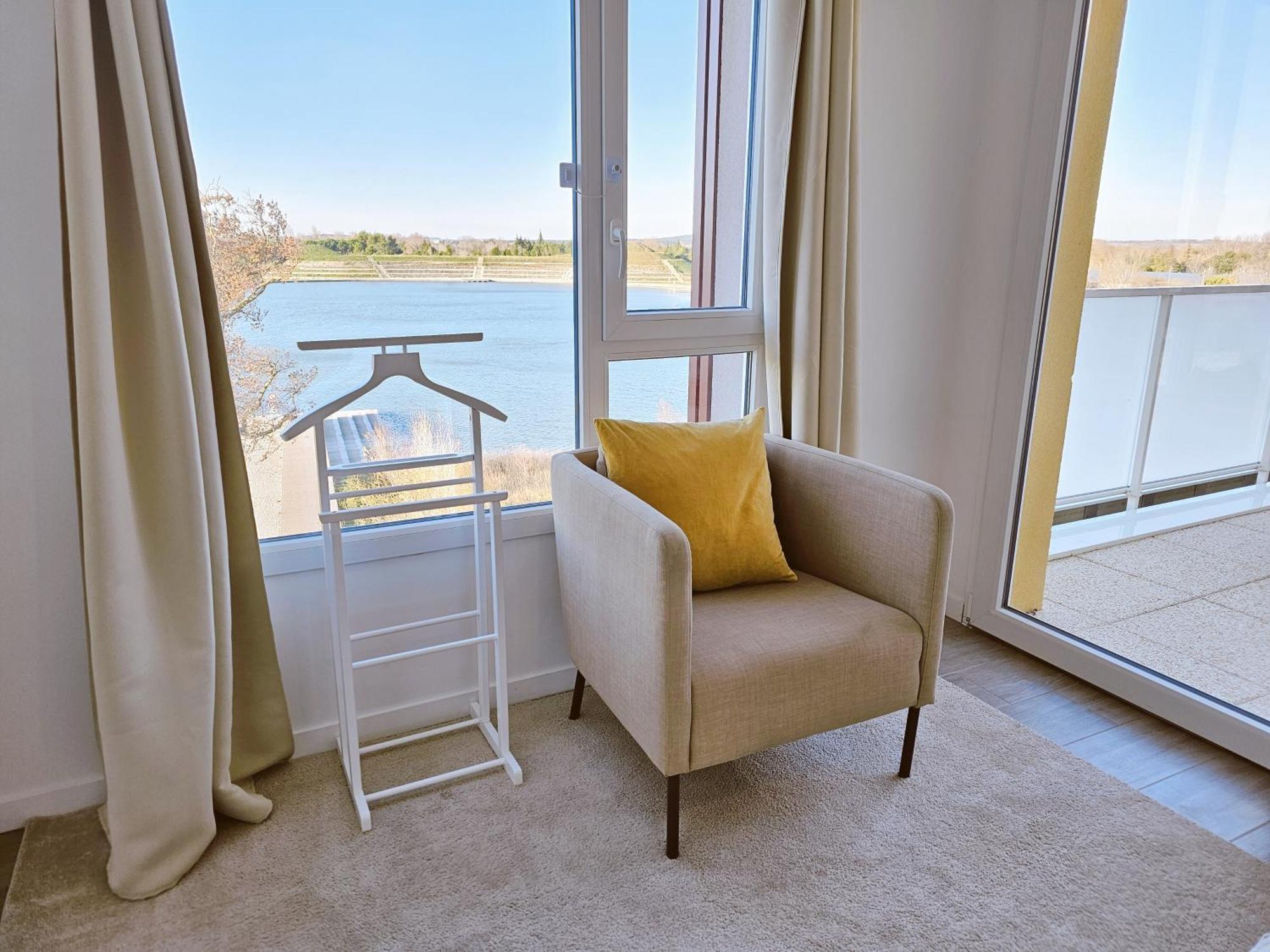 Lakeside Provence - Appartement Classe 4 Etoiles, Vue Sur Le Lac, Parking Sous-Sol, Double Clim 몽투 외부 사진
