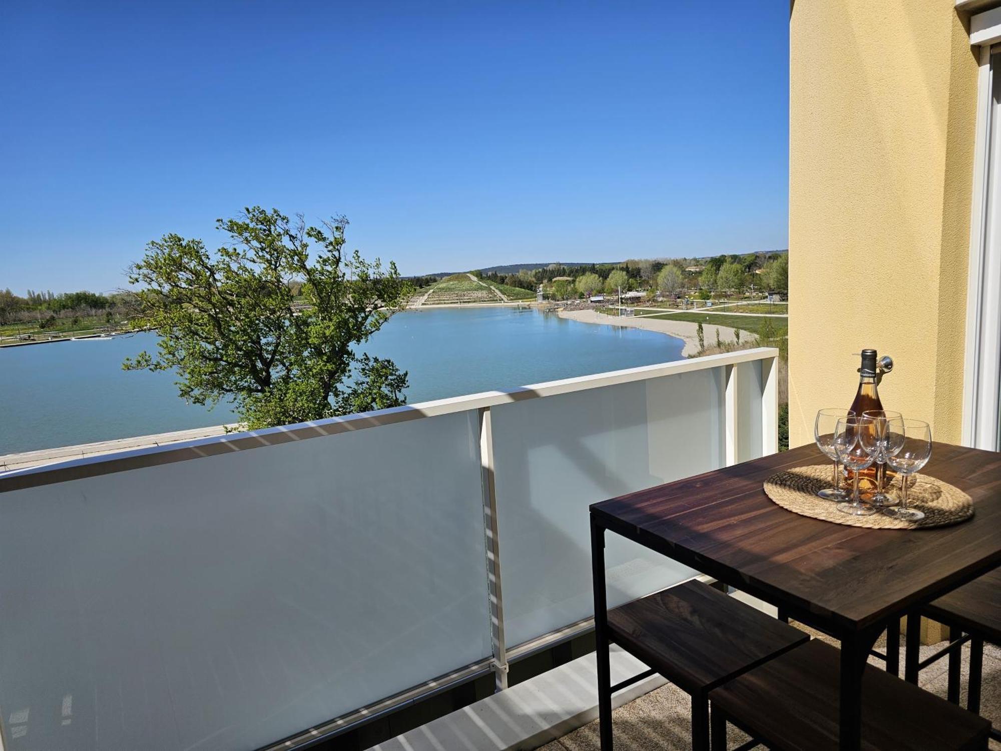 Lakeside Provence - Appartement Classe 4 Etoiles, Vue Sur Le Lac, Parking Sous-Sol, Double Clim 몽투 외부 사진